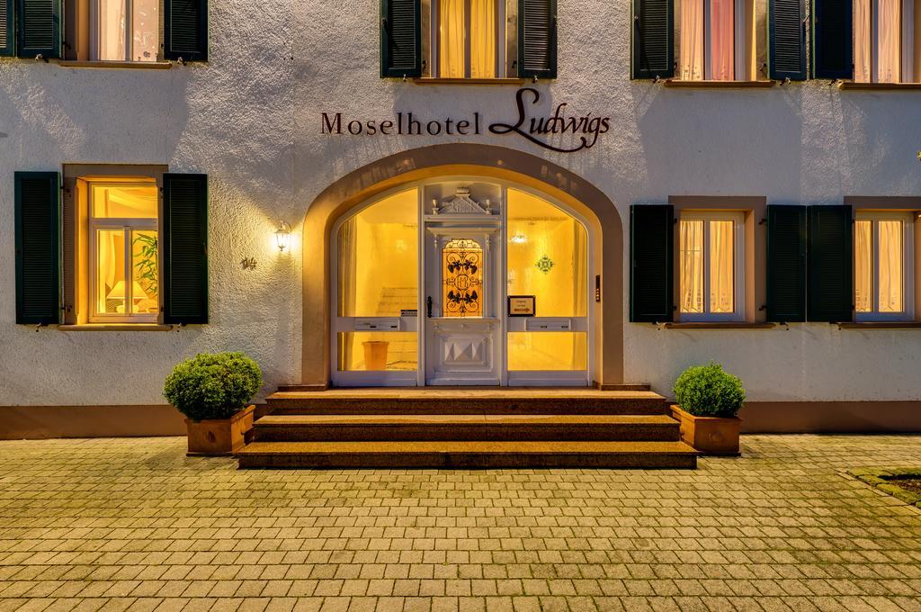 Moselhotel Ludwigs Kowerich Екстер'єр фото