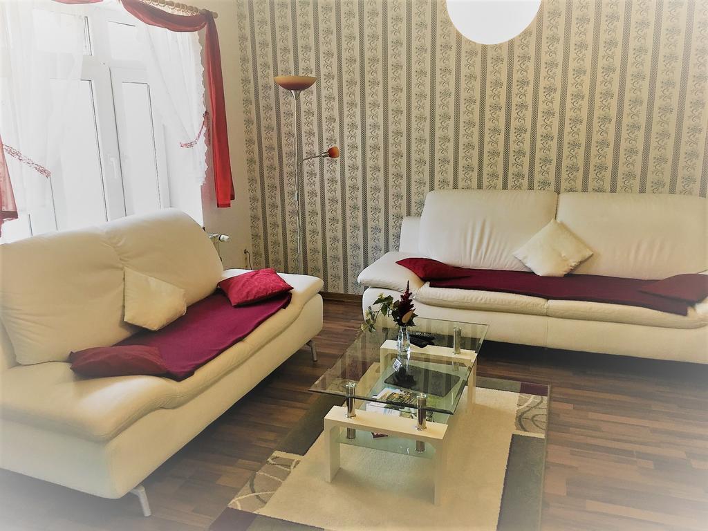 Moselhotel Ludwigs Kowerich Екстер'єр фото
