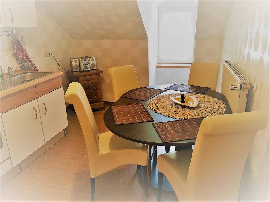 Moselhotel Ludwigs Kowerich Екстер'єр фото